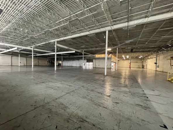 588 W 7th St, Peru, IN 46970